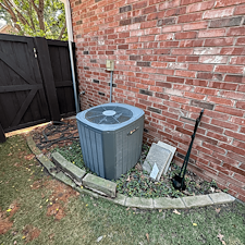 Artificial-Turf-Dog-Run-Side-Yard-Installation-in-Highland-Village-TX 7